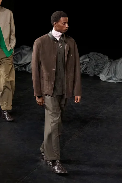 Look 55